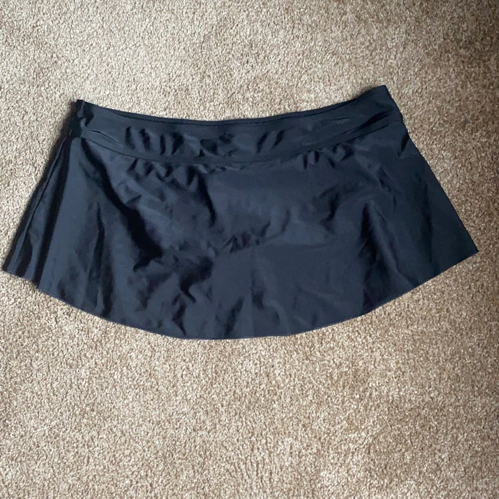 New‼️Kona Sol Ladies Swim Skirt with Brief Panty